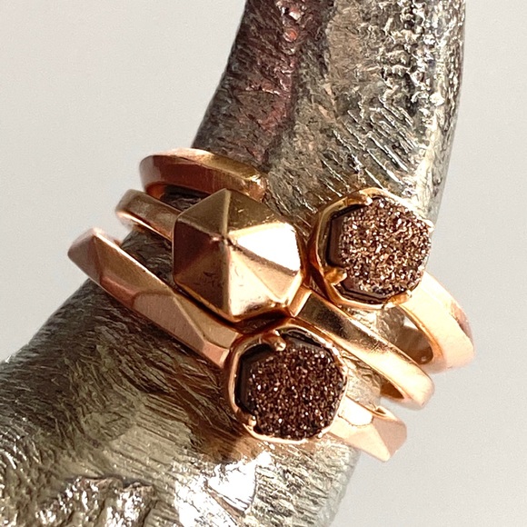 Kendra Scott Jewelry - Kendra Scott 3 Ring Set Rose Gold Tone size 7